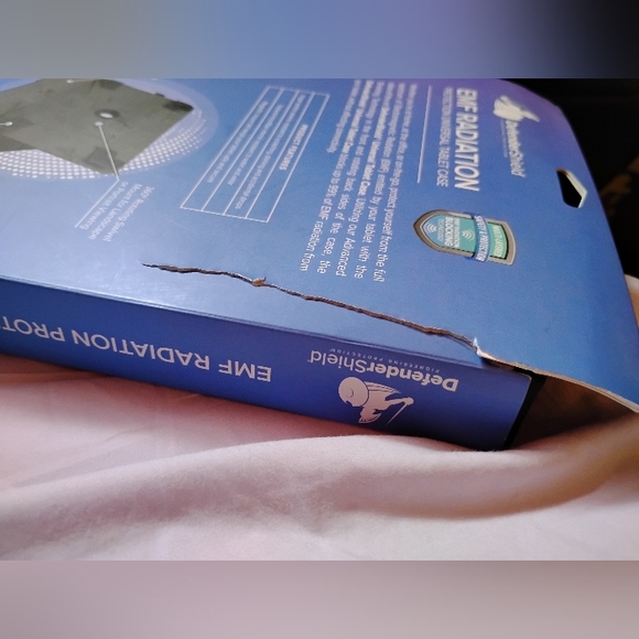 EMF Tablet / iPad Case - Picture 3 of 13